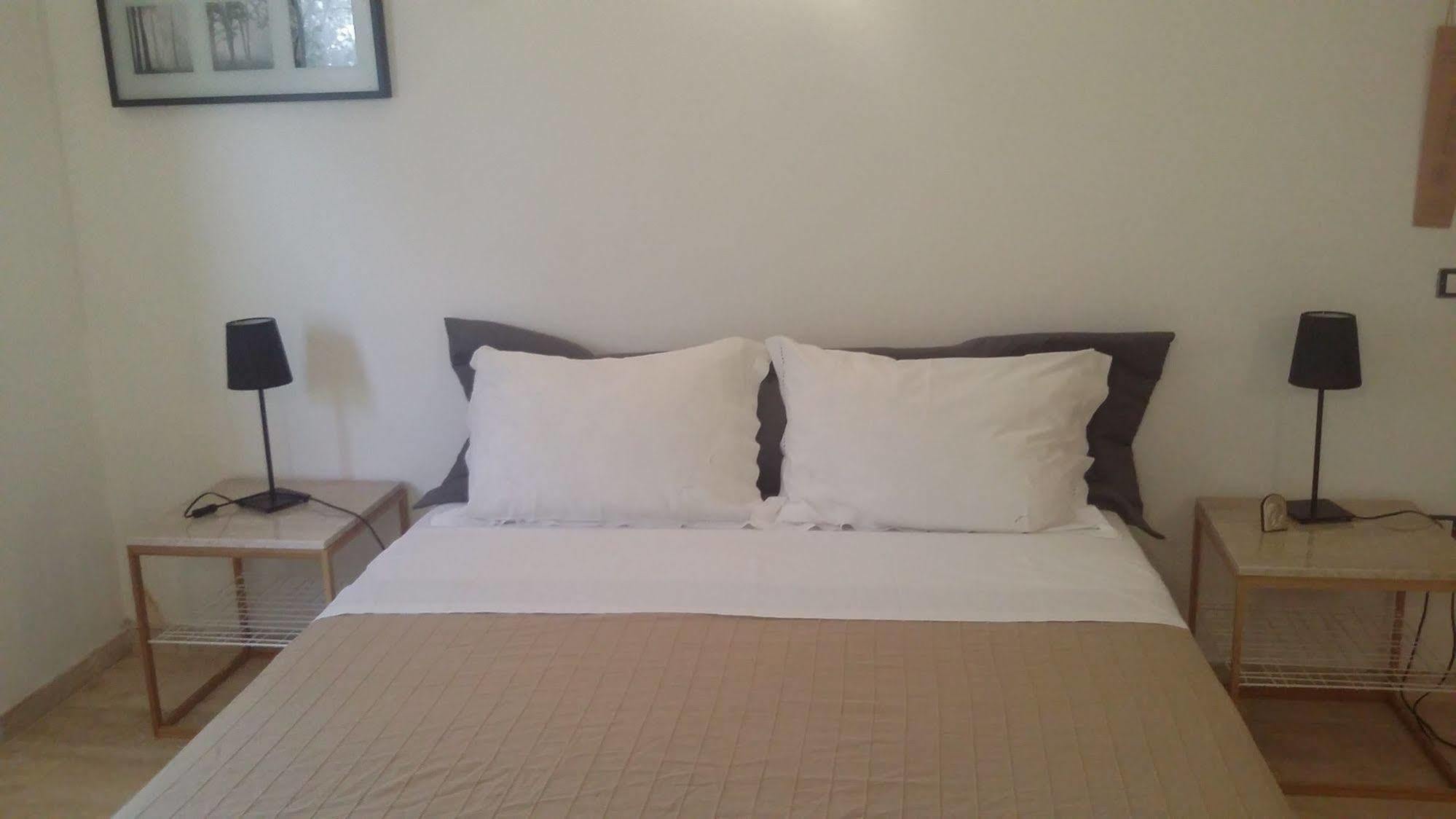 Mazzara Farm Bed & Breakfast มันดูเรีย ภายนอก รูปภาพ